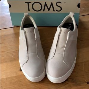 TOMS “Amber” Platform Sneakers, NIB